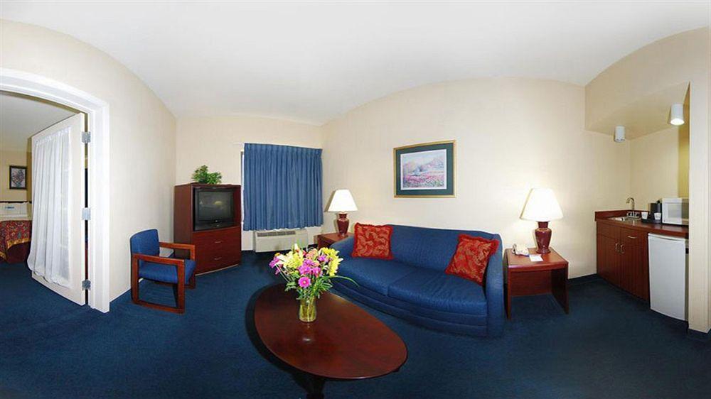 Fairfield By Marriott Inn & Suites Cedar Rapids North Exterior foto